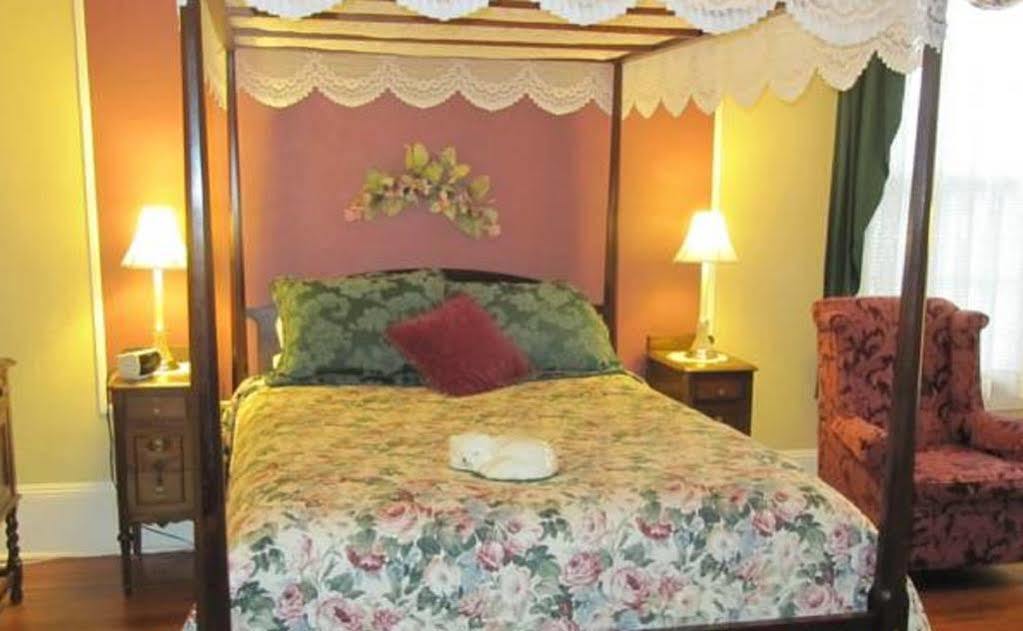 Allison House Inn Quincy Esterno foto